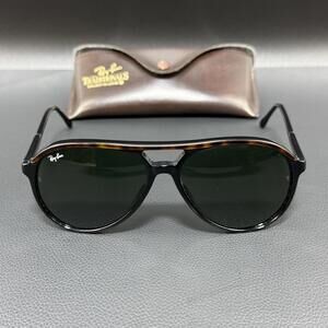 Vintage 1980’s RAY-BAN B&L Tortoise/Black Style A-L Traditionals Sunglasses